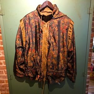 Vintage 80’s lavon floral windbreaker